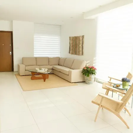 Touch Blue Residences 别墅 *