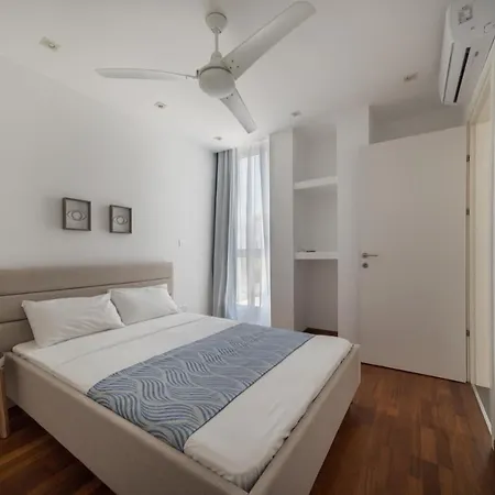 Touch Blue Residences וילה *