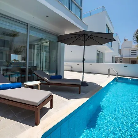 וילה Touch Blue Residences